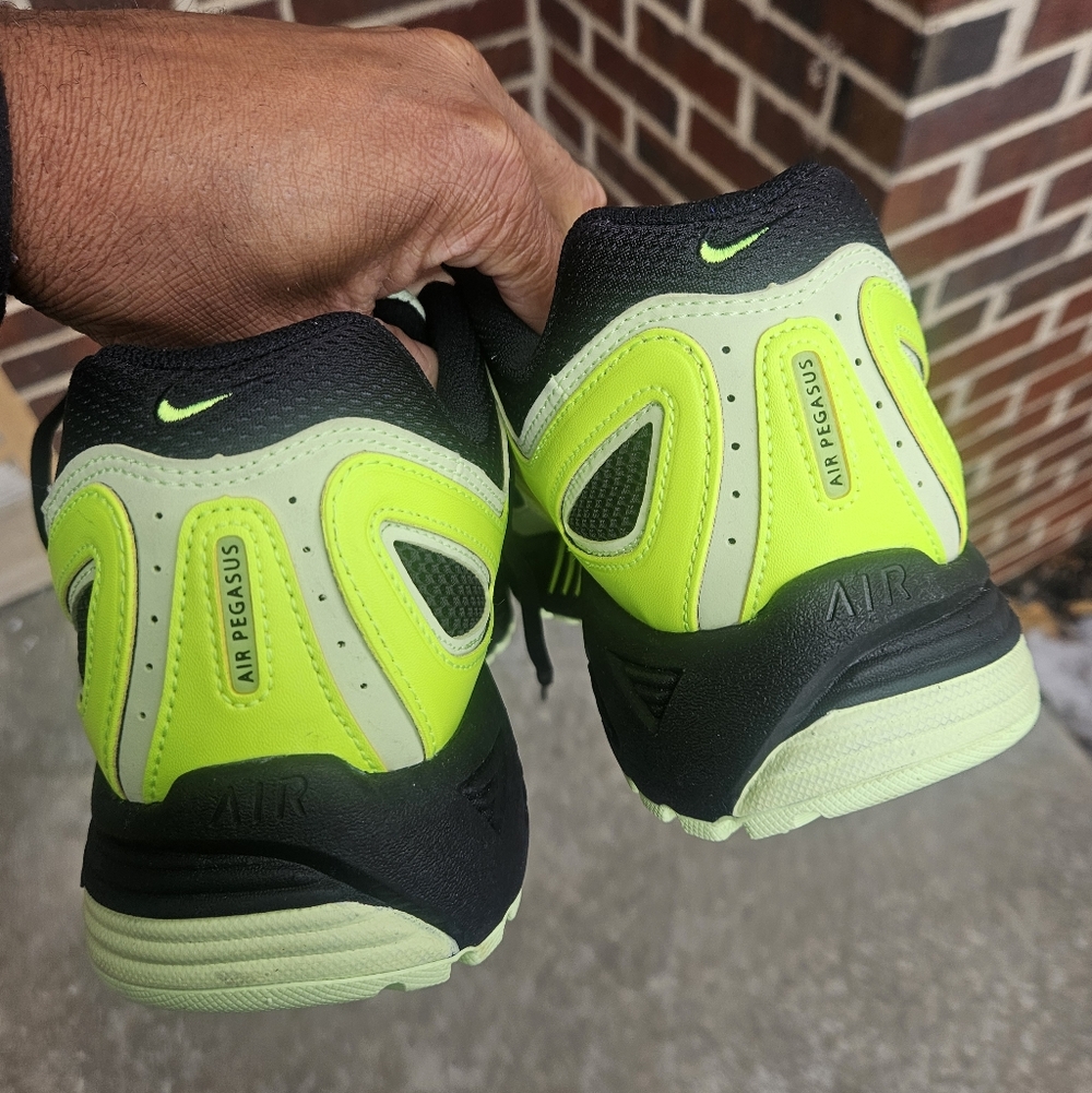NWT Nike Air Pegasus Shoes, sz 10 - Picture 8 of 12